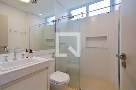 Apartamento à venda com 280m², 3 quartos e 3 vagasBanheiro 1