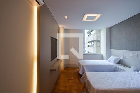 Apartamento à venda com 280m², 3 quartos e 3 vagasDormitório 2