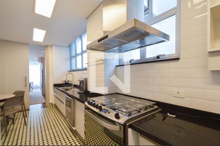 Apartamento à venda com 280m², 3 quartos e 3 vagasCozinha