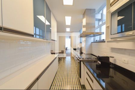 Apartamento à venda com 280m², 3 quartos e 3 vagasCozinha