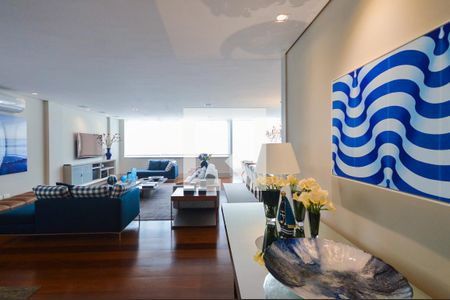 Sala de apartamento à venda com 3 quartos, 280m² em Higienópolis, São Paulo