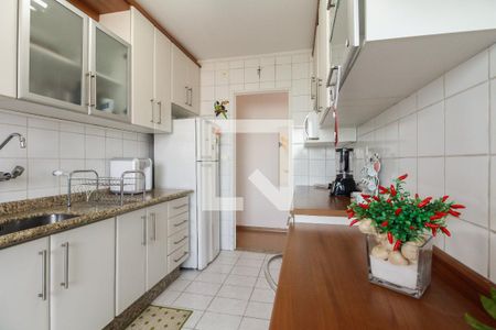Apartamento à venda com 60m², 2 quartos e 1 vagaCozinha 