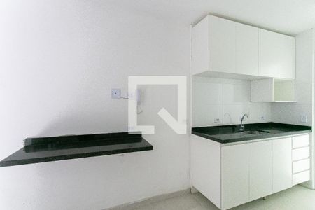 Cozinha de apartamento para alugar com 1 quarto, 22m² em Cidade Mãe do Céu, São Paulo