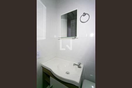 Banheiro de apartamento para alugar com 1 quarto, 22m² em Cidade Mãe do Céu, São Paulo