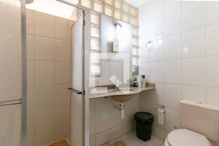 Casa para alugar com 372m², 4 quartos e 3 vagasBanheiro Social