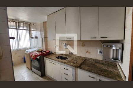 Apartamento à venda com 77m², 2 quartos e 1 vagaCozinha