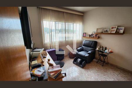 Apartamento à venda com 77m², 2 quartos e 1 vagaQuarto 2