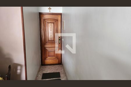 Apartamento à venda com 77m², 2 quartos e 1 vagaHall de entrada