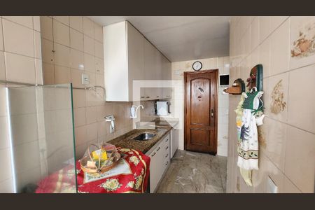 Apartamento à venda com 77m², 2 quartos e 1 vagaCozinha