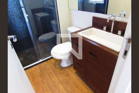 Apartamento à venda com 104m², 1 quarto e 2 vagasBanheiro da Suíte