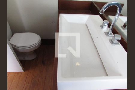 Apartamento à venda com 104m², 1 quarto e 2 vagasBanheiro da Suíte