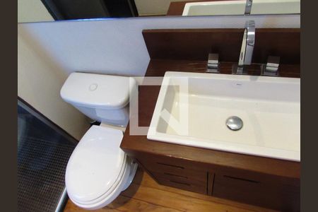 Apartamento à venda com 104m², 1 quarto e 2 vagasBanheiro da Suíte