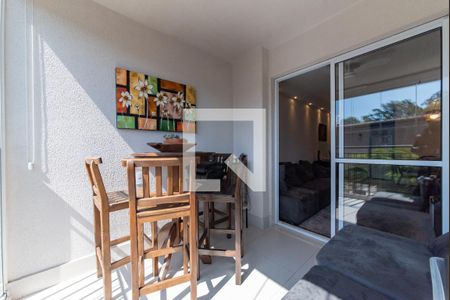 Apartamento para alugar com 72m², 3 quartos e 2 vagasVaranda