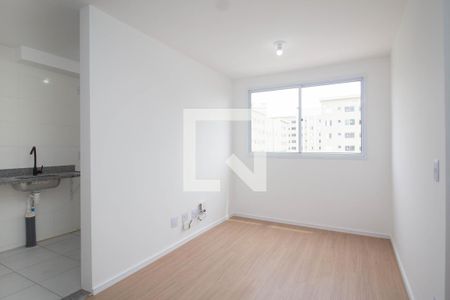 Sala de apartamento para alugar com 2 quartos, 43m² em Jardim Iris, São Paulo
