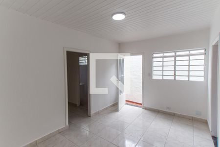 Sala   de casa à venda com 2 quartos, 120m² em Vila Nivi, São Paulo