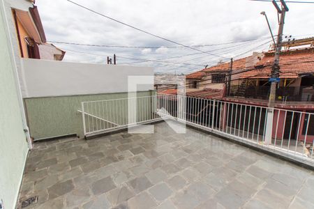 Casa à venda com 120m², 2 quartos e 1 vagaQuintal