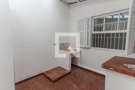 Casa à venda com 120m², 2 quartos e 1 vagaÁrea de Serviço