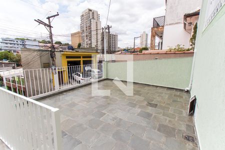 Casa à venda com 120m², 2 quartos e 1 vagaQuintal