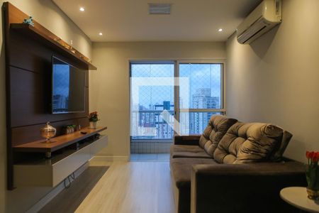 Sala de apartamento para alugar com 2 quartos, 70m² em Encruzilhada, Santos