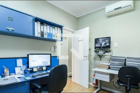 Casa à venda com 250m², 4 quartos e 2 vagas