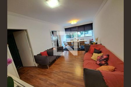 Apartamento à venda com 105m², 2 quartos e 1 vaga