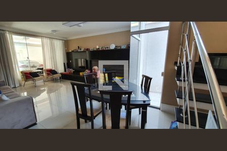 Casa para alugar com 3 quartos, 171m² em Vila Romana, São Paulo