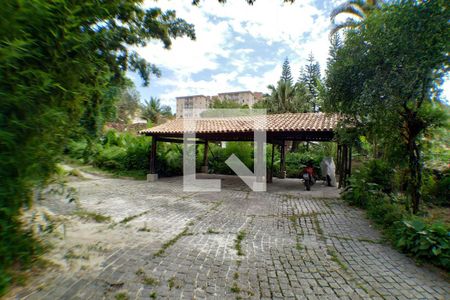 Casa à venda com 2700m², 6 quartos e 3 vagas Casa à venda com 2700m², 6 quartos e 3 vagasGaragem