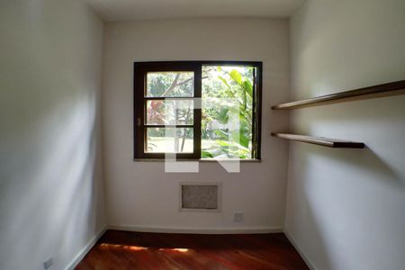 Quarto 1 de casa à venda com 6 quartos, 2700m² em Maceió, Niterói