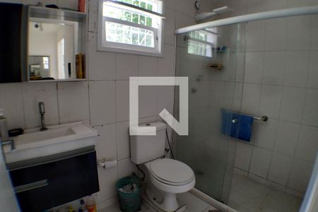 Casa à venda com 2700m², 6 quartos e 3 vagas Casa à venda com 2700m², 6 quartos e 3 vagasBanheiro casa 2