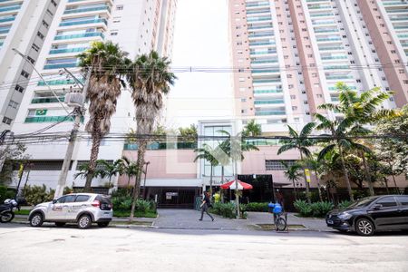 Apartamento para alugar com 138m², 2 quartos e 2 vagas Apartamento para alugar com 138m², 2 quartos e 2 vagasFachada