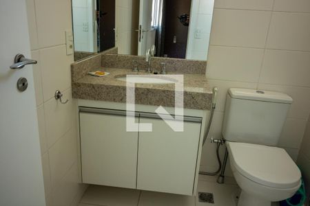 Apartamento para alugar com 138m², 2 quartos e 2 vagas Apartamento para alugar com 138m², 2 quartos e 2 vagasBanheiro, suíte 2