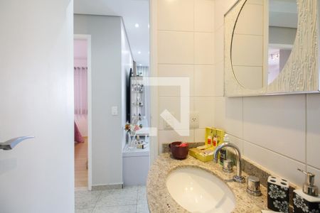 Apartamento à venda com 92m², 2 quartos e 2 vagasBanheiro Social 