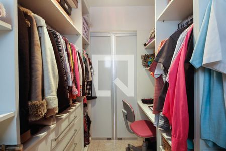 Apartamento à venda com 92m², 2 quartos e 2 vagasCloset 
