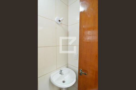 Casa à venda com 160m², 2 quartos e 2 vagasBanheiro de Serviço