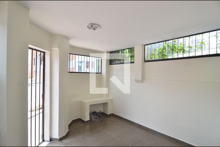 Casa à venda com 160m², 2 quartos e 2 vagasHall de Entrada