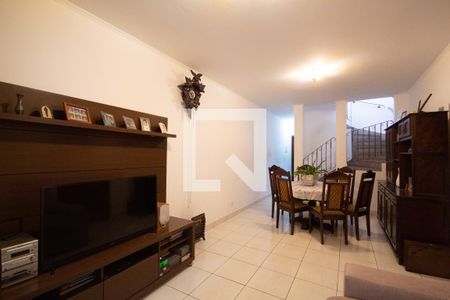 Sala de casa à venda com 3 quartos, 223m² em Jardim das Flores, Osasco