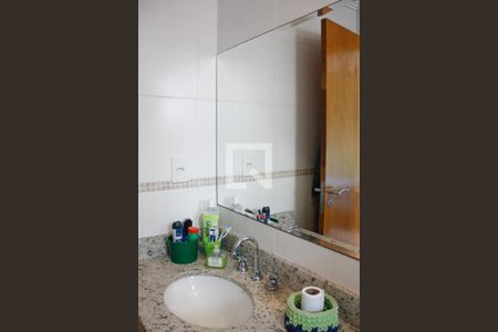 Apartamento à venda com 140m², 3 quartos e 3 vagas Apartamento à venda com 140m², 3 quartos e 3 vagasBanheiro da Suíte 1