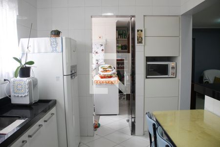 Apartamento à venda com 140m², 3 quartos e 3 vagas Apartamento à venda com 140m², 3 quartos e 3 vagasCozinha