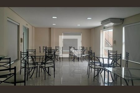 Apartamento à venda com 140m², 3 quartos e 3 vagas Apartamento à venda com 140m², 3 quartos e 3 vagasSalão de Festas