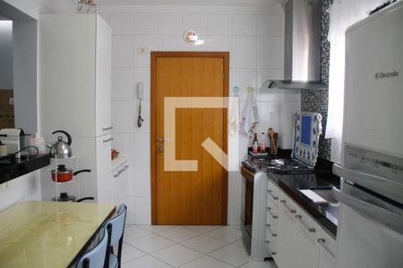 Apartamento à venda com 140m², 3 quartos e 3 vagas Apartamento à venda com 140m², 3 quartos e 3 vagasCozinha