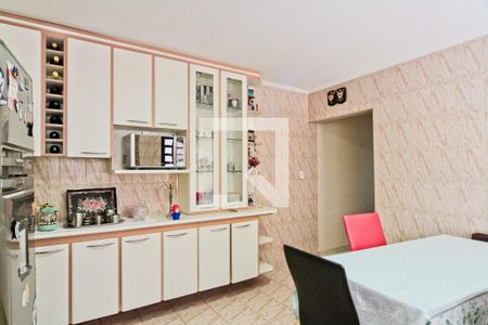 Casa à venda com 175m², 4 quartos e 2 vagasCozinha