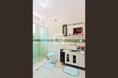 Casa à venda com 175m², 4 quartos e 2 vagasBanheiro