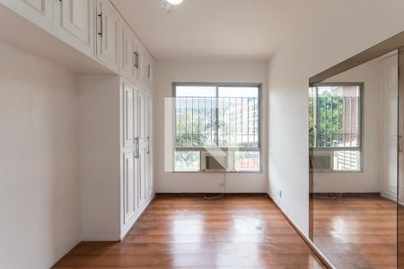 Apartamento à venda com 120m², 2 quartos e 1 vagaSuíte