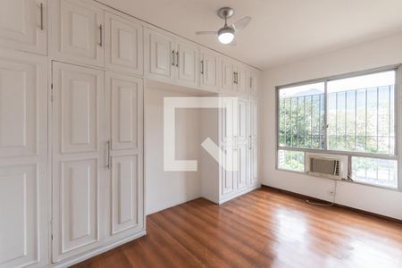 Apartamento à venda com 120m², 2 quartos e 1 vagaSuíte