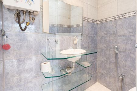 Apartamento à venda com 120m², 2 quartos e 1 vagaBanheiro Suíte