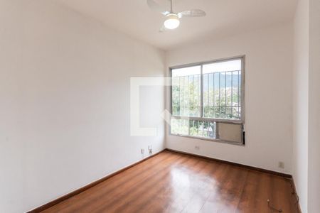 Apartamento à venda com 120m², 2 quartos e 1 vagaQuarto 