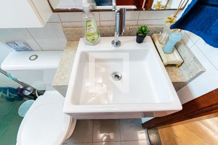 Apartamento à venda com 66m², 3 quartos e 2 vagasBanheiro Social