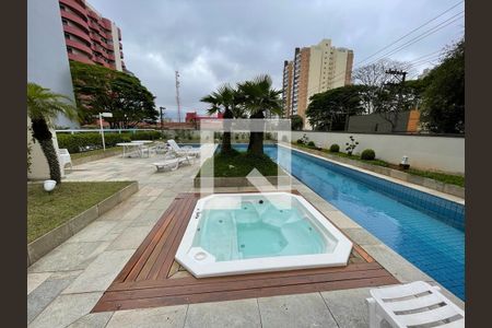 Apartamento à venda com 84m², 3 quartos e 2 vagasÁrea comum - Piscina