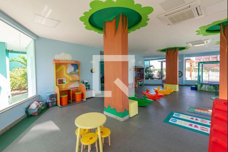 Apartamento à venda com 166m², 3 quartos e 3 vagas Apartamento à venda com 166m², 3 quartos e 3 vagasÁrea comum
