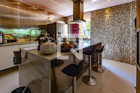 Apartamento à venda com 166m², 3 quartos e 3 vagas Apartamento à venda com 166m², 3 quartos e 3 vagasCozinha